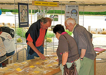 Jo Costard au stand de l’association