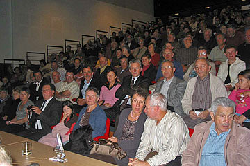 Vue partielle de l`assemblée