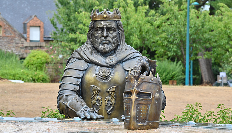 Le Roi AHTUR à Néant sur Yvel le 22 août 2026. Photo : Jean-Charles Caillard 1