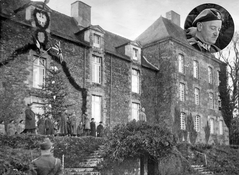 Les Polonais à Guer : au centre le général SIKORSKI sur le perron Est du château de COËTBO (photo : collection privée, repro. interdite). En médaillon : le général SIKORSKI le 10 avril 1940 à Malestroit, lors de la création de la Brigade Autonome de Chasseurs de Podhale.